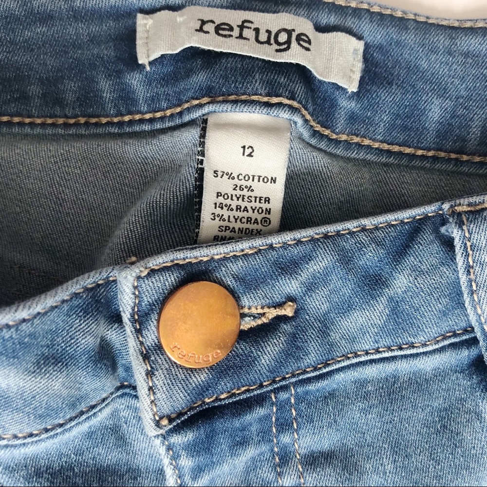 REFUGE RIPPED JEANS - Picture 2 of 6